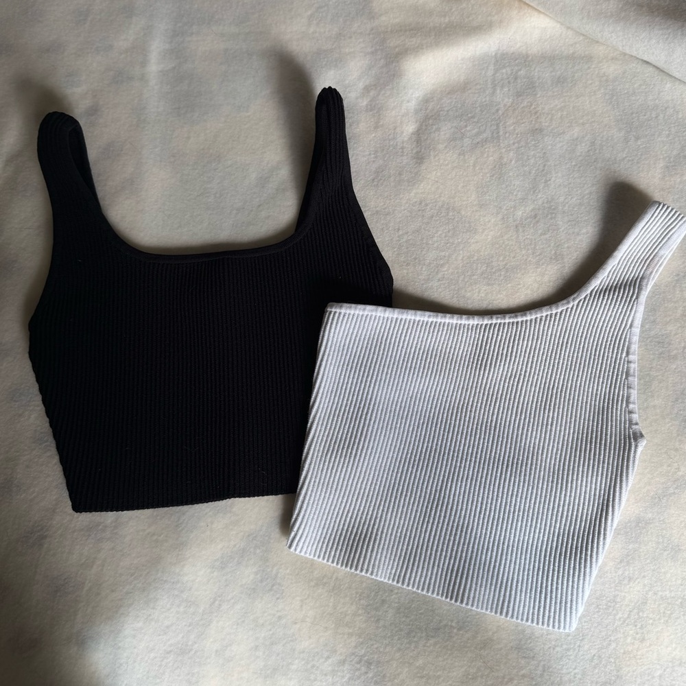 Two Aritzia Babatron Sculpted Knit Black Tank + One Shoulder White top XS